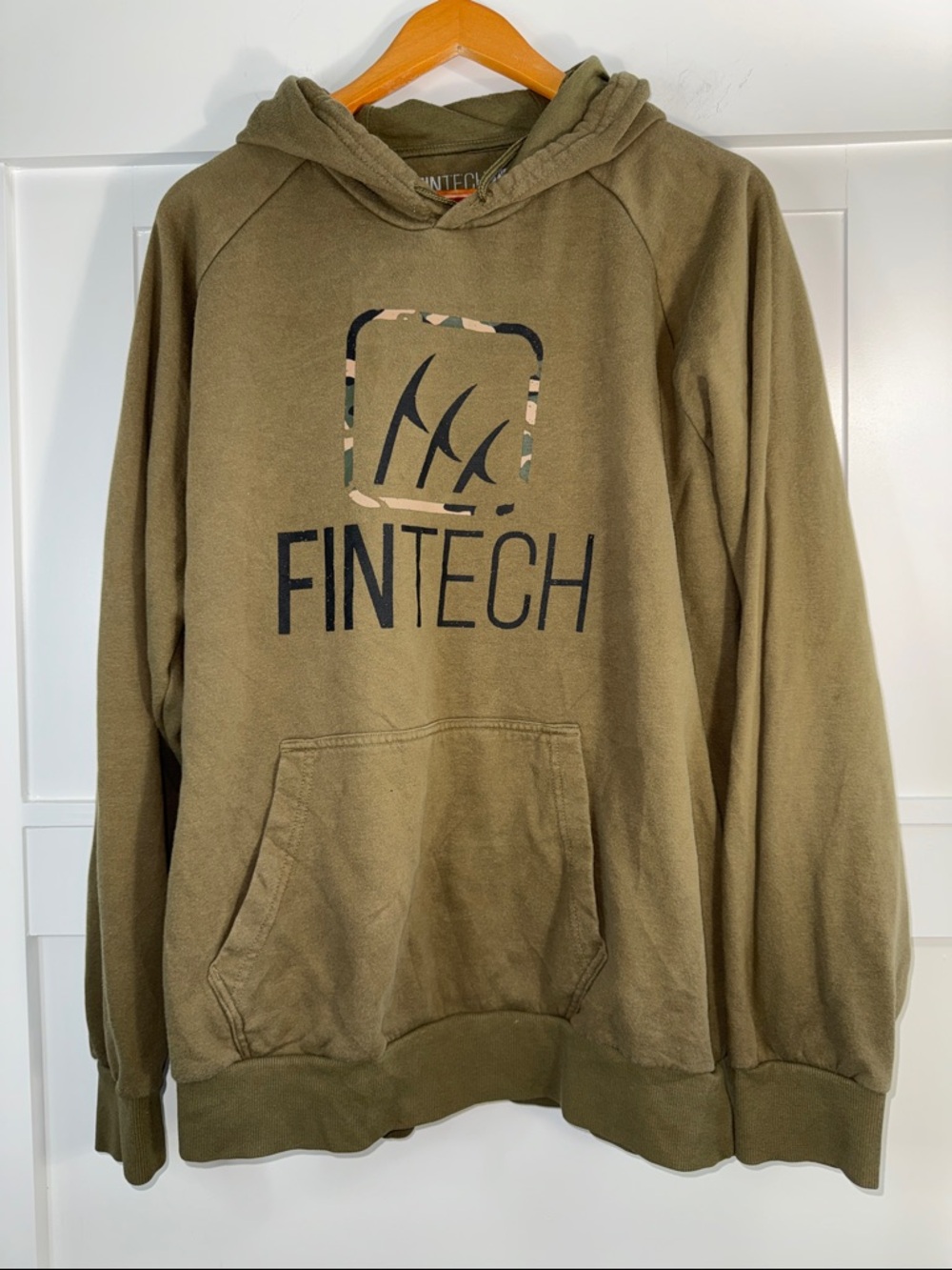 Fintech Men's Olive Green Pullover Hoodie size 2XL